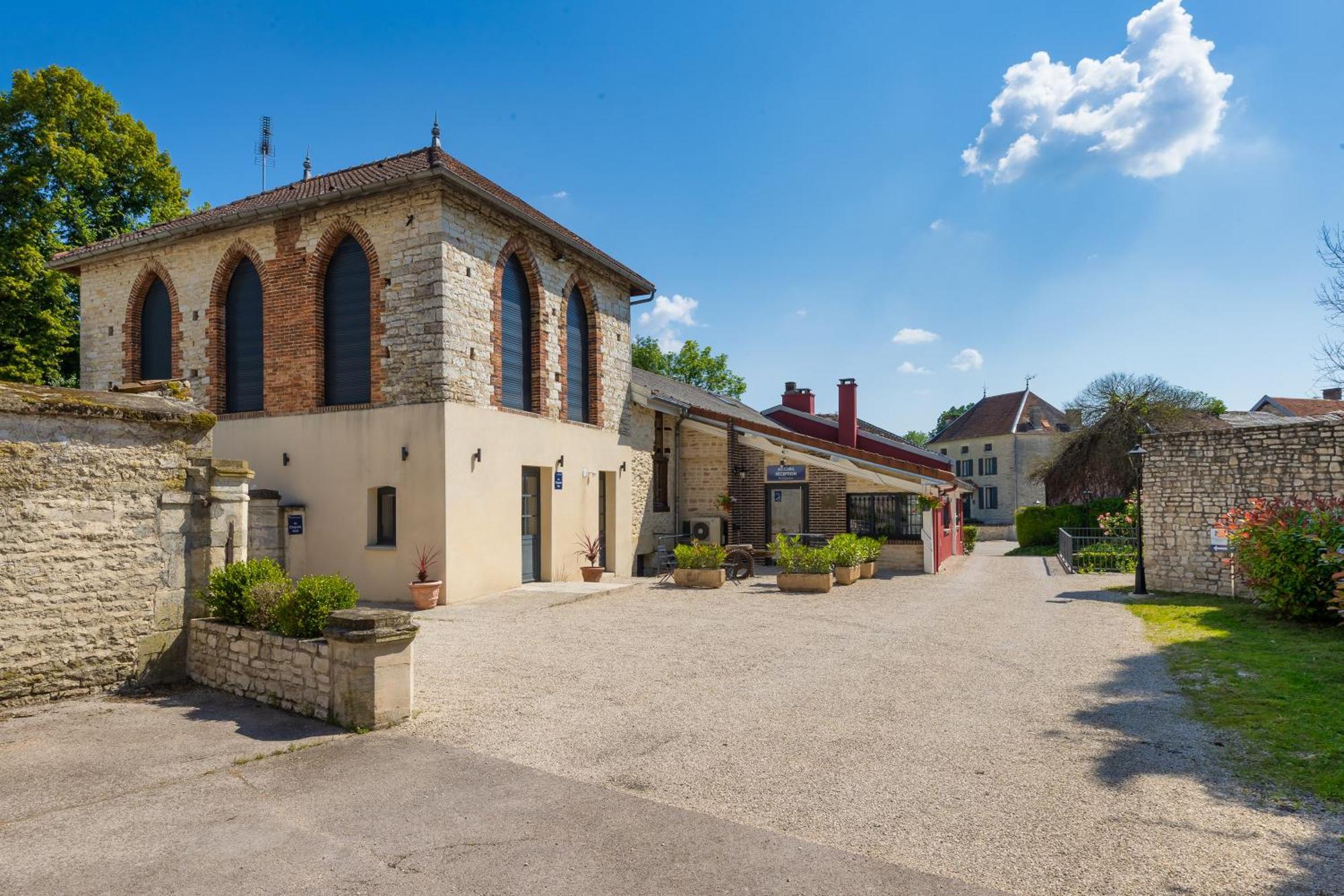 Le Moulin Du Landion Hotel Et Spa Dolancourt Exterior foto