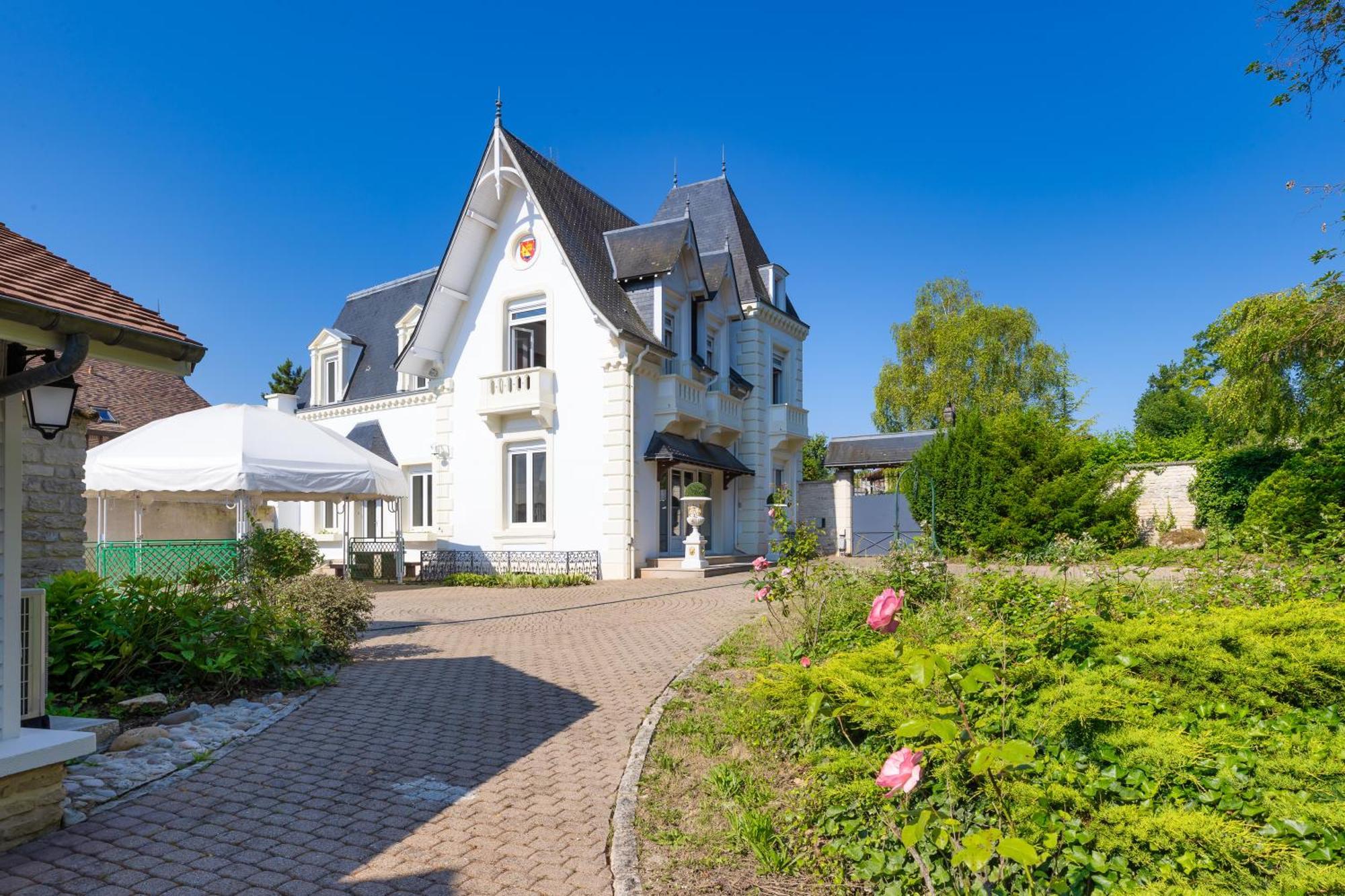 Le Moulin Du Landion Hotel Et Spa Dolancourt Exterior foto